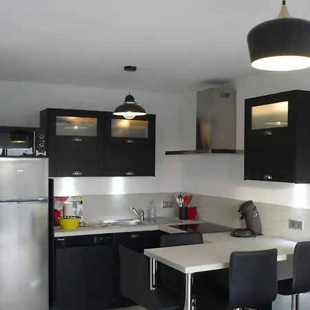 Cap Sud Vue A 30m De La *