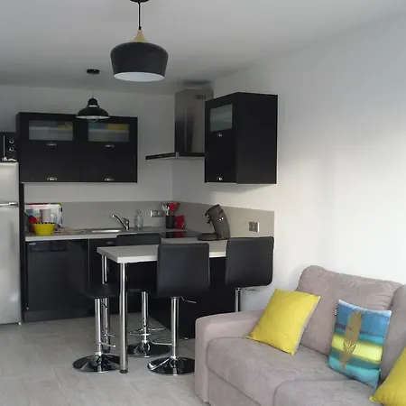 Cap Sud Vue A 30m De La 아파트 *